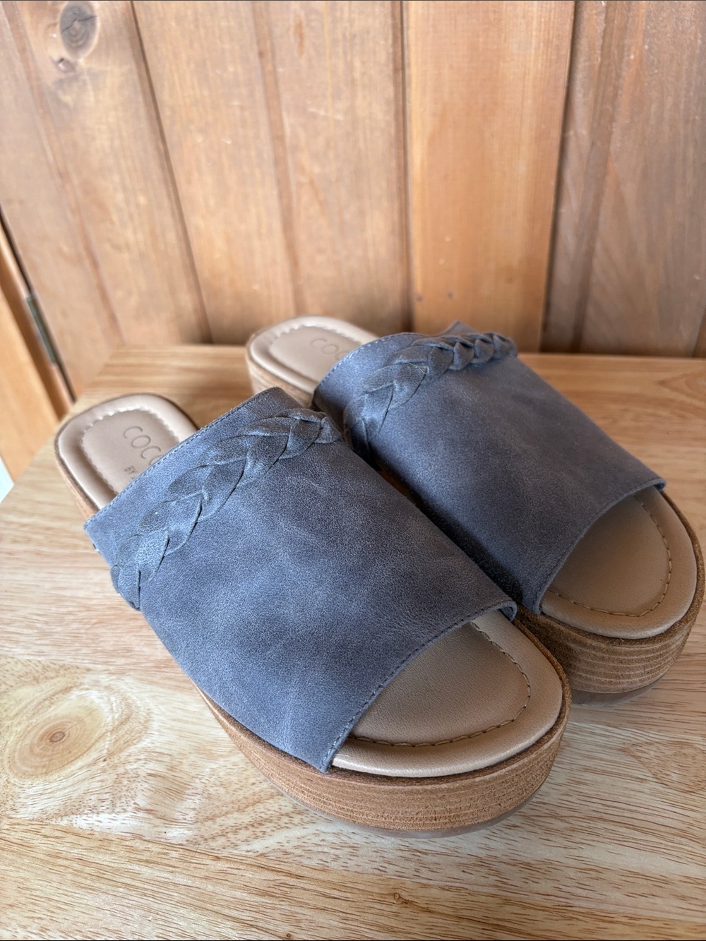 NWOB Coconuts by Matisse Slides